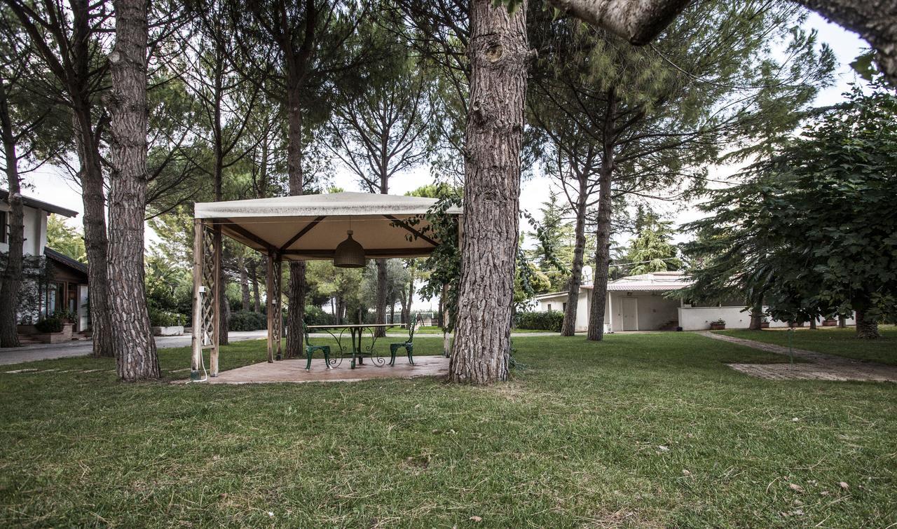 Hotel Masseria Nel Sole Lucera Exterior foto